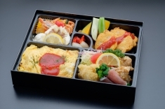 高知プリンスホテル｜お弁当｜ラベンダー